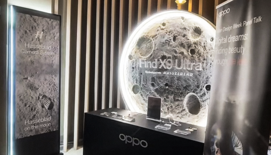 OPPO Find X8 Ultra event display and illuminated moon backdrop