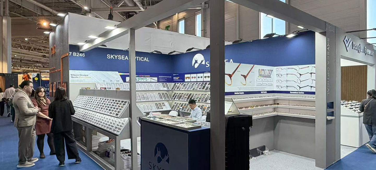 SILMO Paris 2026 exhibition stand — 18